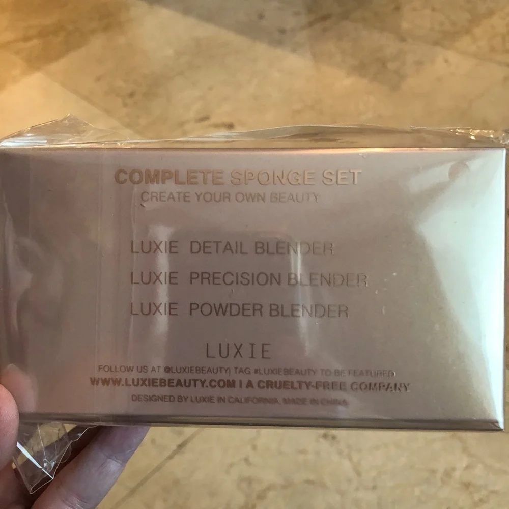 Brand New In Box Luxie Complete Sponge Set